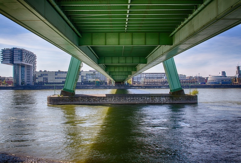 HDR von der Unterseite der Severinsbrücke 20160506-144025 - HDR.jpg