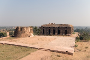 Wassertank hinter dem Jahangiri Mahal